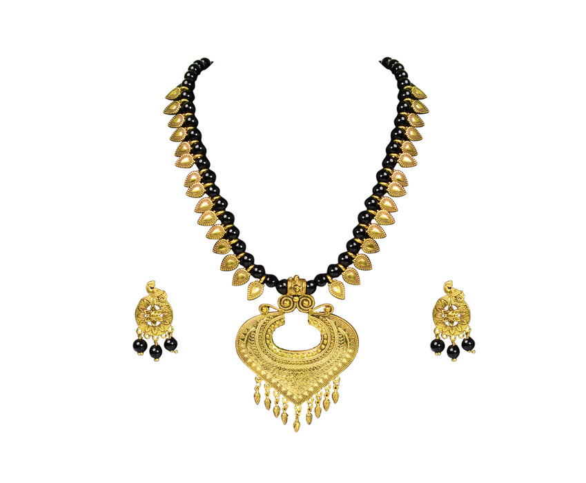 Golden Oxidized Pendant Necklace Set with Glossy Beads for Women and Girls-UFH188
